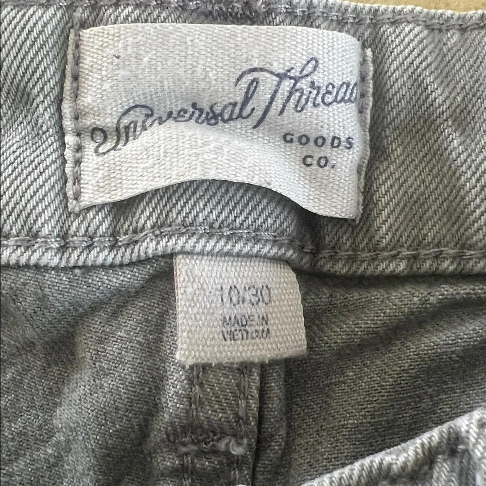 Universal Thread - VINTAGE MIDI Light Gray Jean Shorts